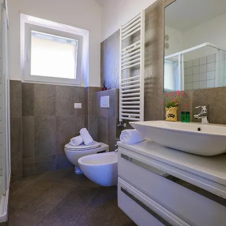 شقة فندقية Girasole Casa Rossa B كوليكو