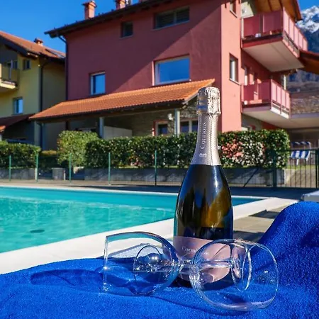 Girasole Casa Rossa B Appart hôtel Colico