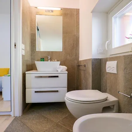 Girasole Casa Rossa B كوليكو