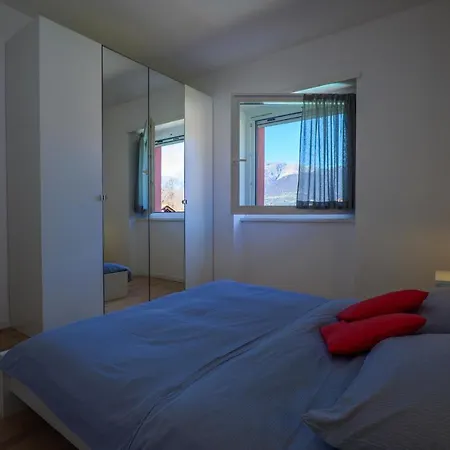 Girasole Casa Rossa B شقة فندقية