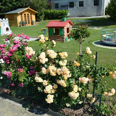 Apart Otel Girasole Casa Rossa B