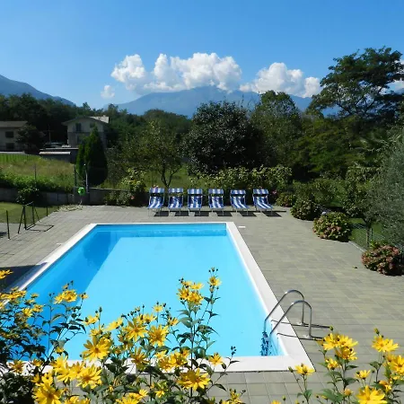 Girasole Casa Rossa B 3*