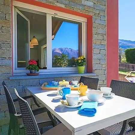 Girasole Casa Rossa B Ξενοδοχείο με διαμερίσματα Colico