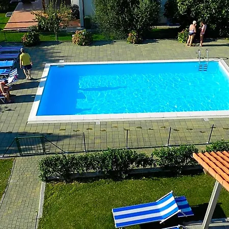 Girasole Casa Rossa B Ξενοδοχείο με διαμερίσματα Colico