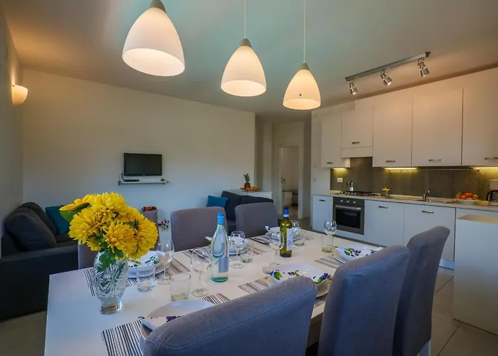 Apart Otel Girasole Casa Rossa B