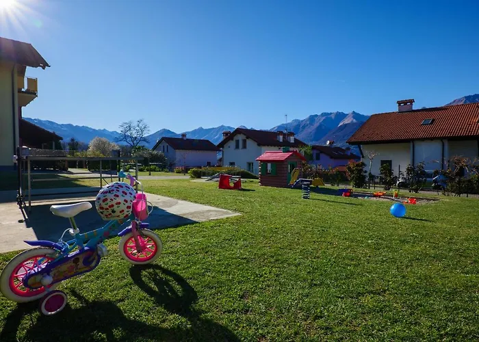 Girasole Casa Rossa B 3* Colico