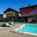 Apart-hotel Girasole Casa Rossa B 3*