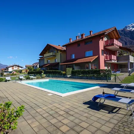 Girasole Casa Rossa B 3* コーリコ