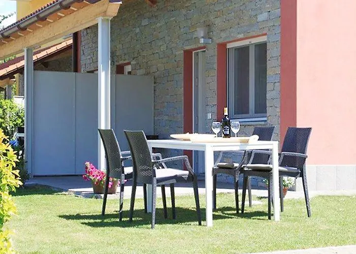 Girasole Casa Rossa B 3*