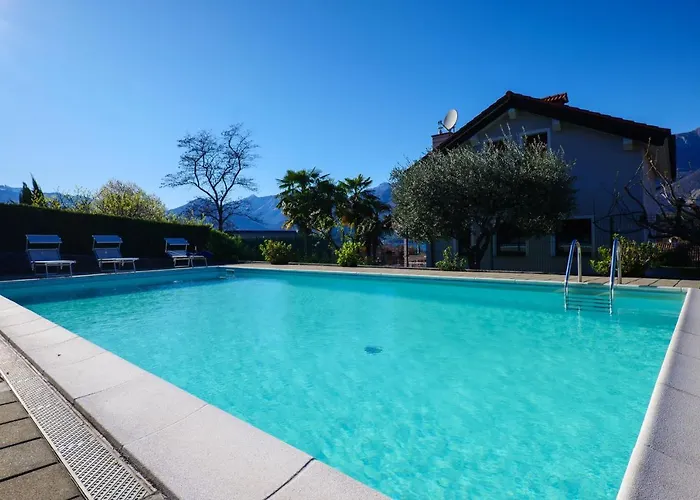 Apartmanhotel Girasole Casa Rossa B Colico