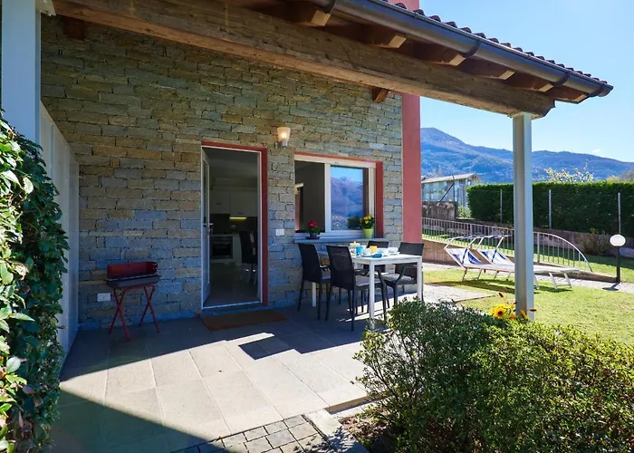 Apartmanhotel Girasole Casa Rossa B 3*
