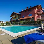 Apart Otel Girasole Casa Rossa B 3*