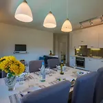 Apart Otel Girasole Casa Rossa B
