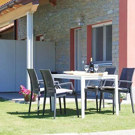 Girasole Casa Rossa B 3*